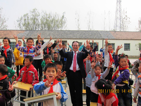 東芝中國(guó)總代表桐山輝夫